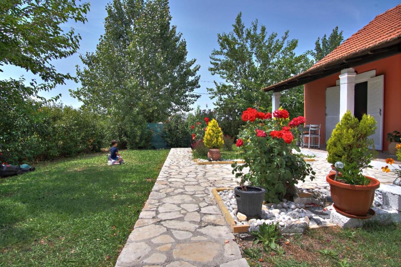 Marilenas House Apartment Astrakeri